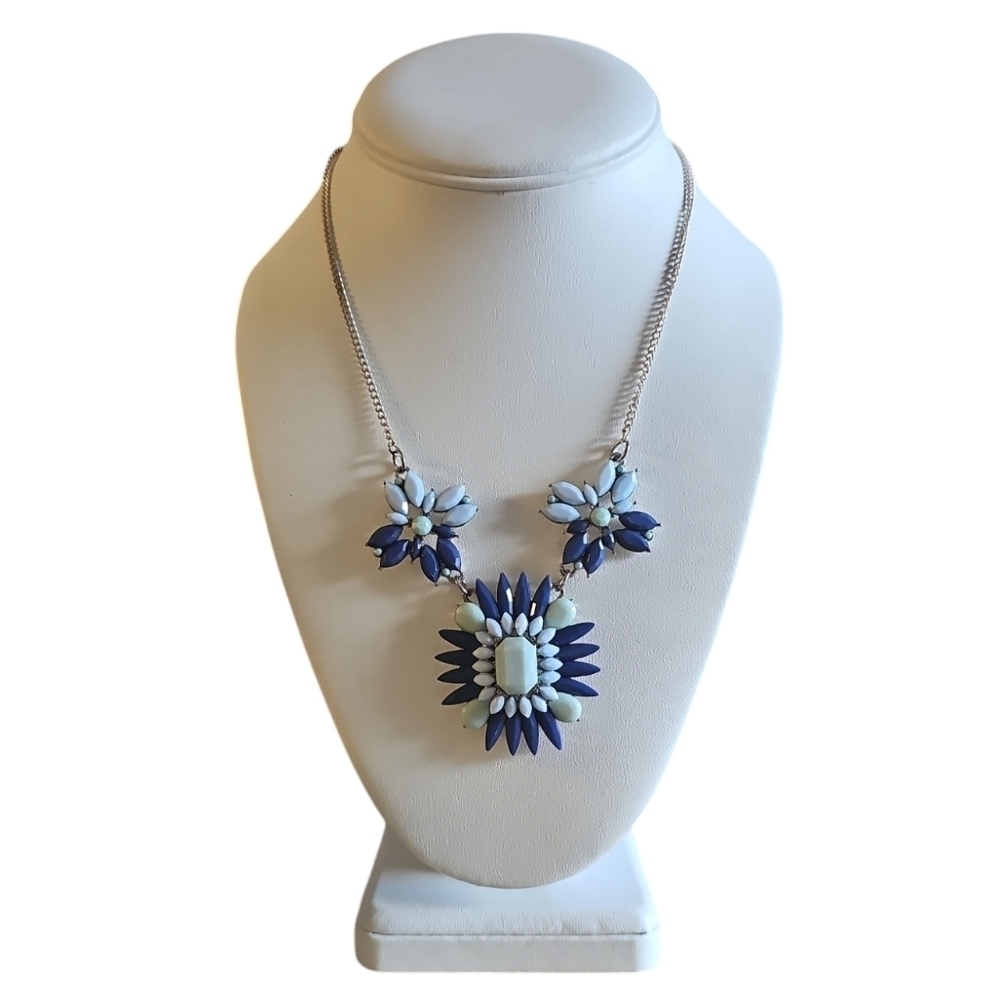 DARK & LIGHT BLUE, MINT GREEN STONES 14" SILVER STATEMENT NECKLACE